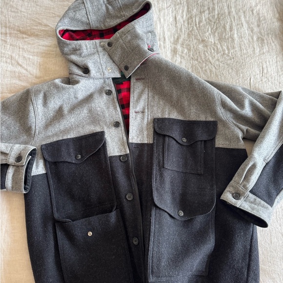 Filson Jacket - Picture 2 of 5